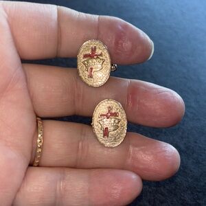 Vintage oval gold tone red enamel look cross & embossed crown cuff links